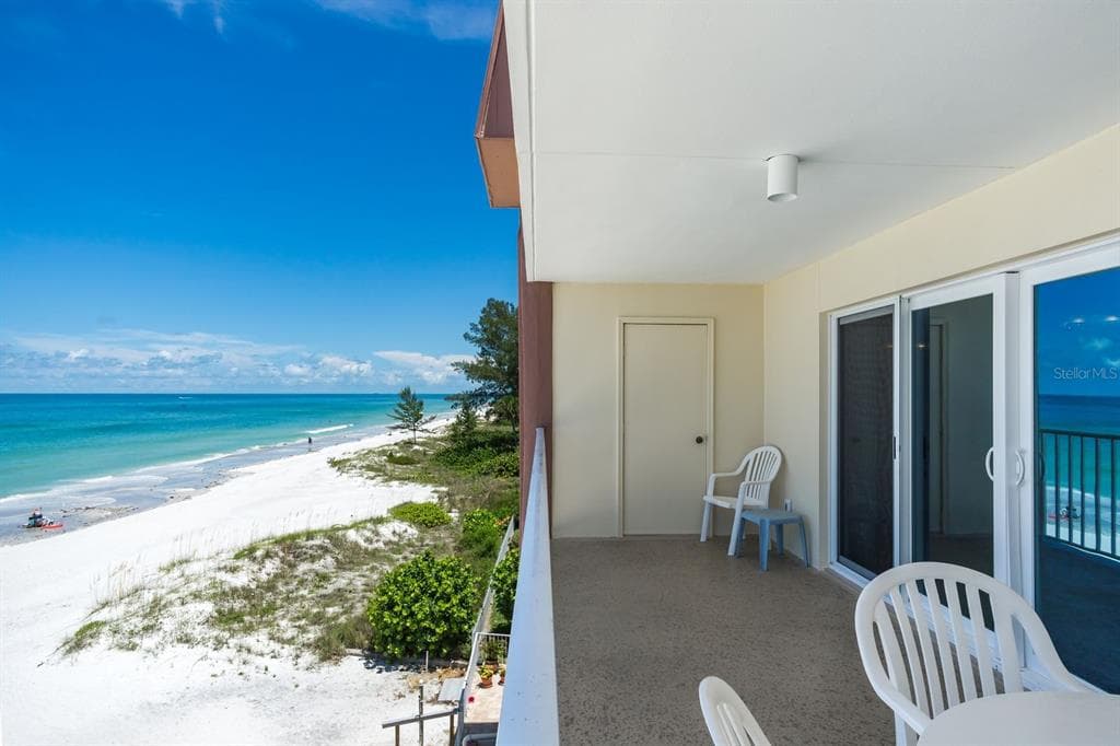19610 GULF BOULEVARD UNIT 317