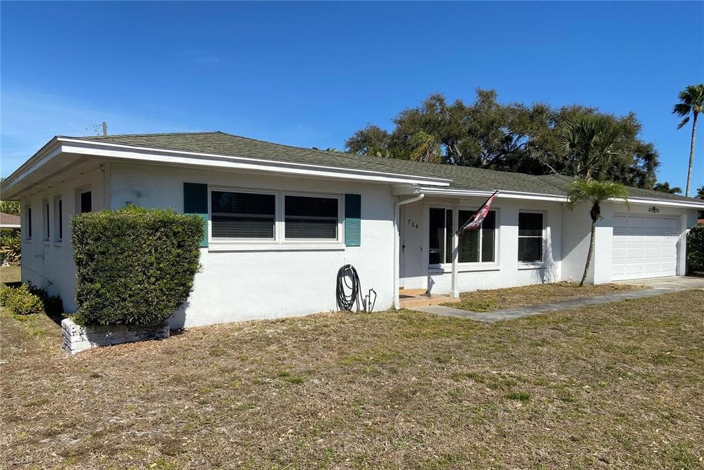 714 OSCEOLA ROAD BELLEAIR, FL 33756