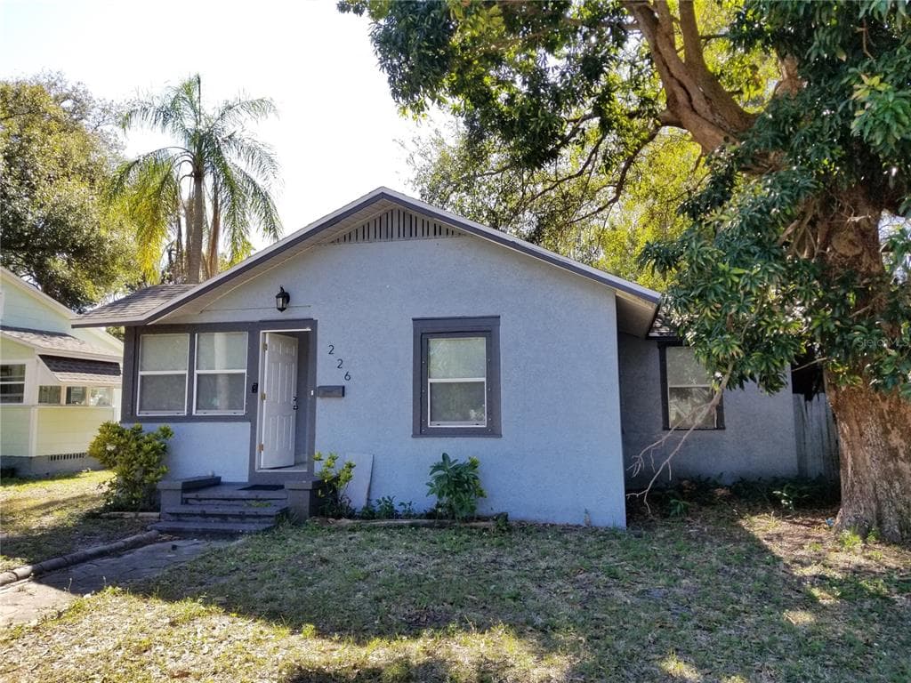 226 18TH AVENUE S ST PETERSBURG, FL 33705