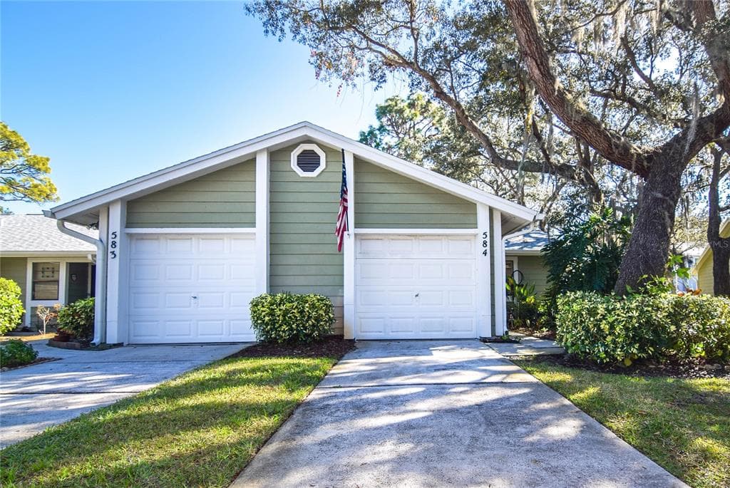 39650 US HIGHWAY 19 N UNIT 584 TARPON SPRINGS, FL 34689