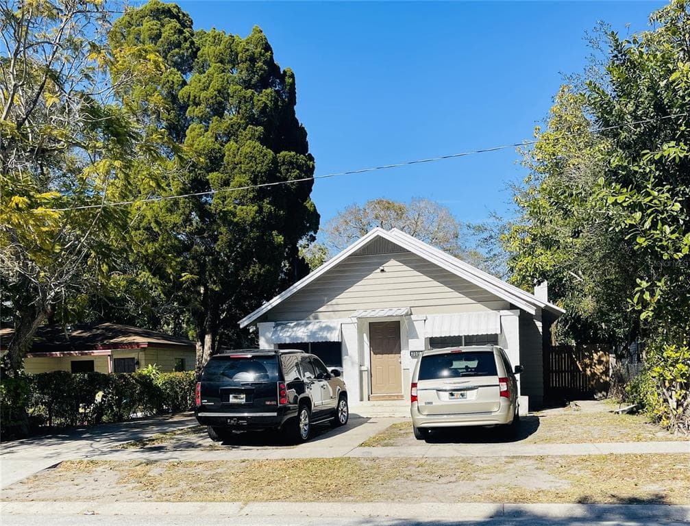 3603 17TH AVENUE S ST PETERSBURG, FL 33711