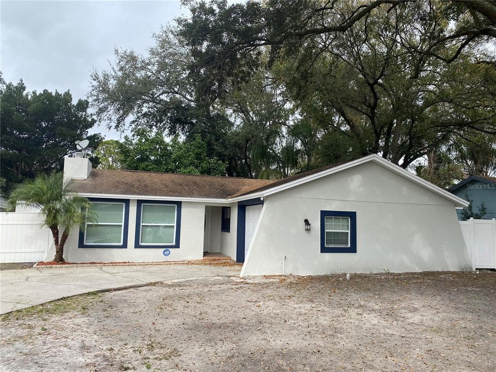 7307 W CLUSTER AVENUE TAMPA, FL 33634