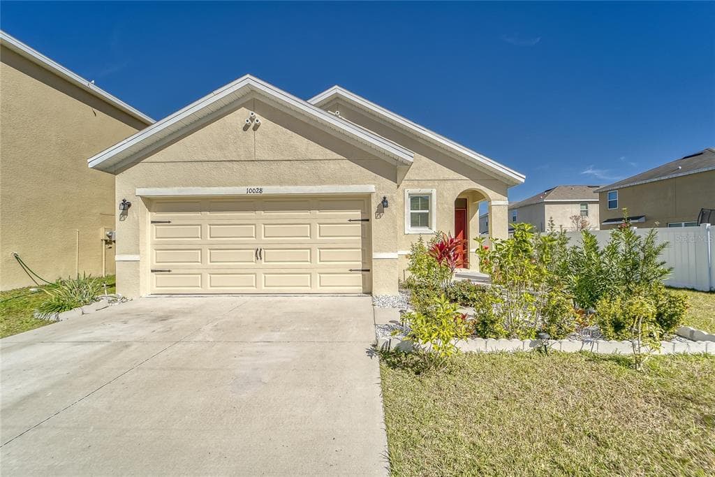 10028 MERRY FAWN COURT SUN CITY CENTER, FL 33573