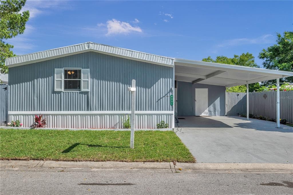 6521 LIMERICK AVENUE NEW PORT RICHEY, FL 34653