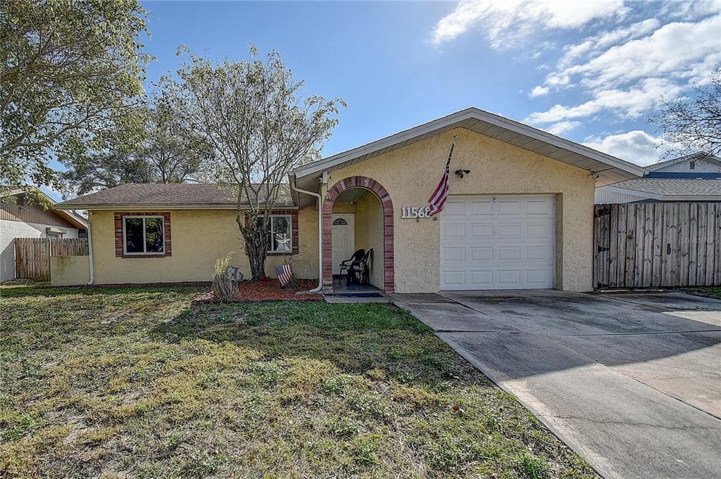 11568 108TH AVENUE LARGO, FL 33778