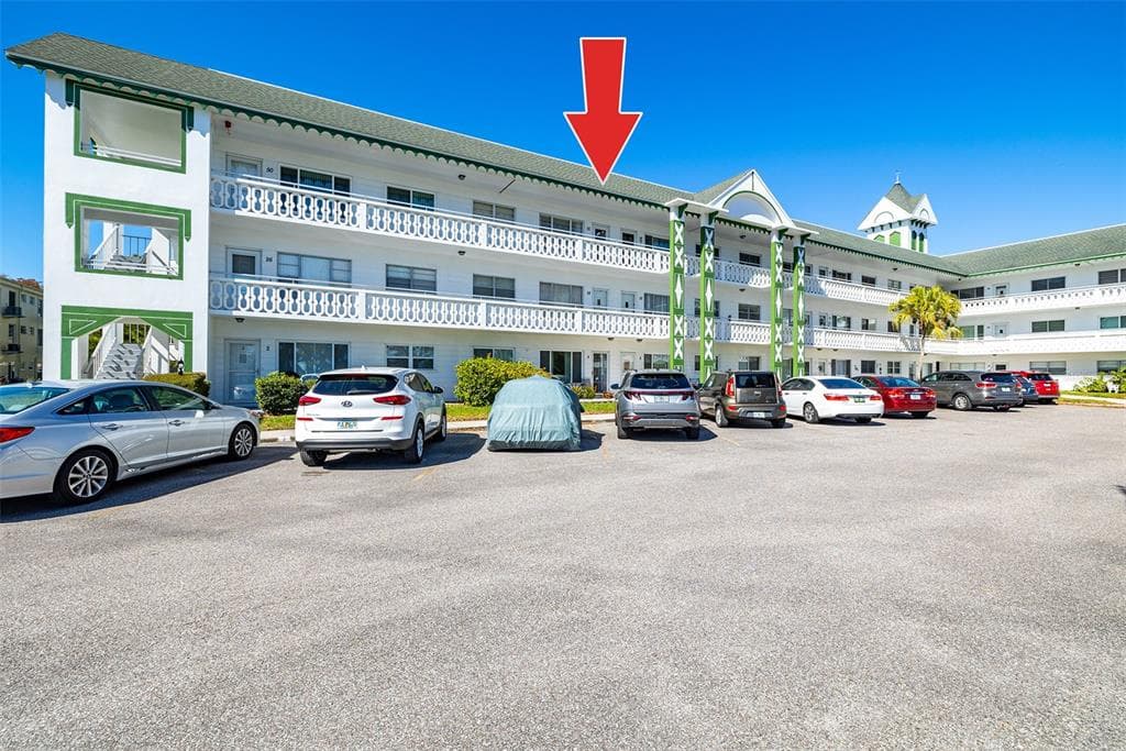 2468 FLORENTINE WAY UNIT 52 CLEARWATER, FL 33763
