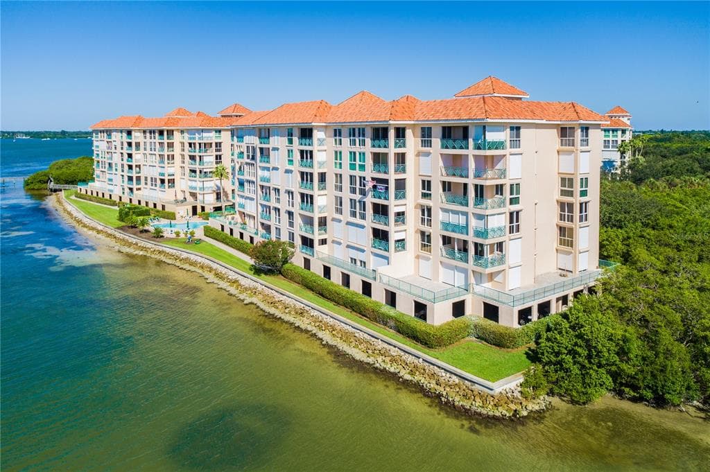 4830 OSPREY DRIVE S UNIT 603 ST PETERSBURG, FL 33711