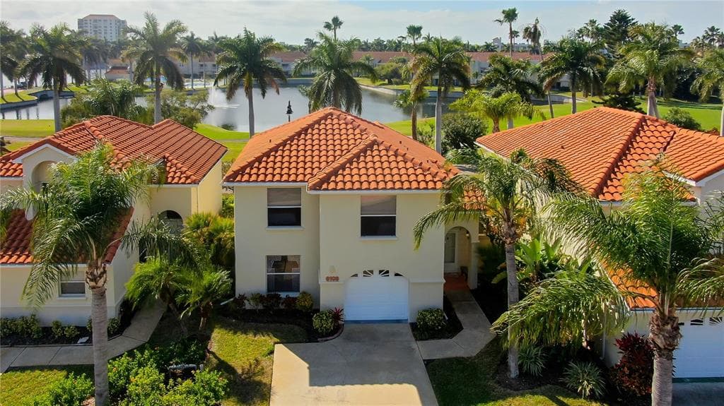 6108 MIRADA CIRCLE UNIT 19 ST PETERSBURG, FL 33715