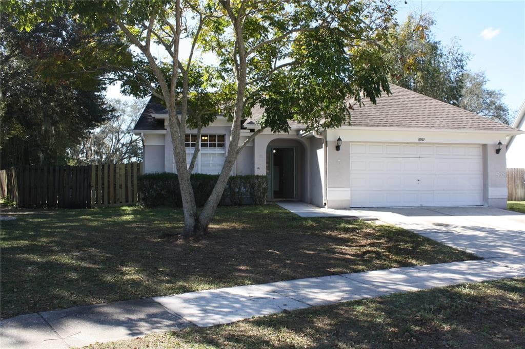 4707 STOVE PLACE VALRICO, FL 33596