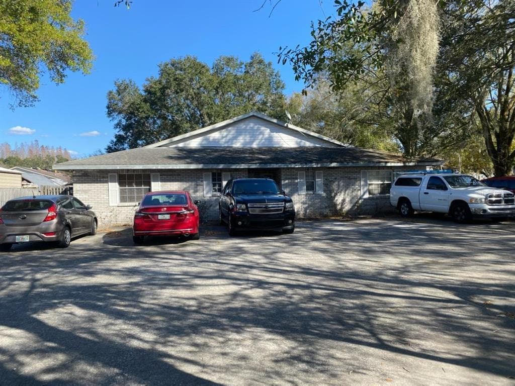3106 BLOOMINGDALE VILLAS COURT BRANDON, FL 33511