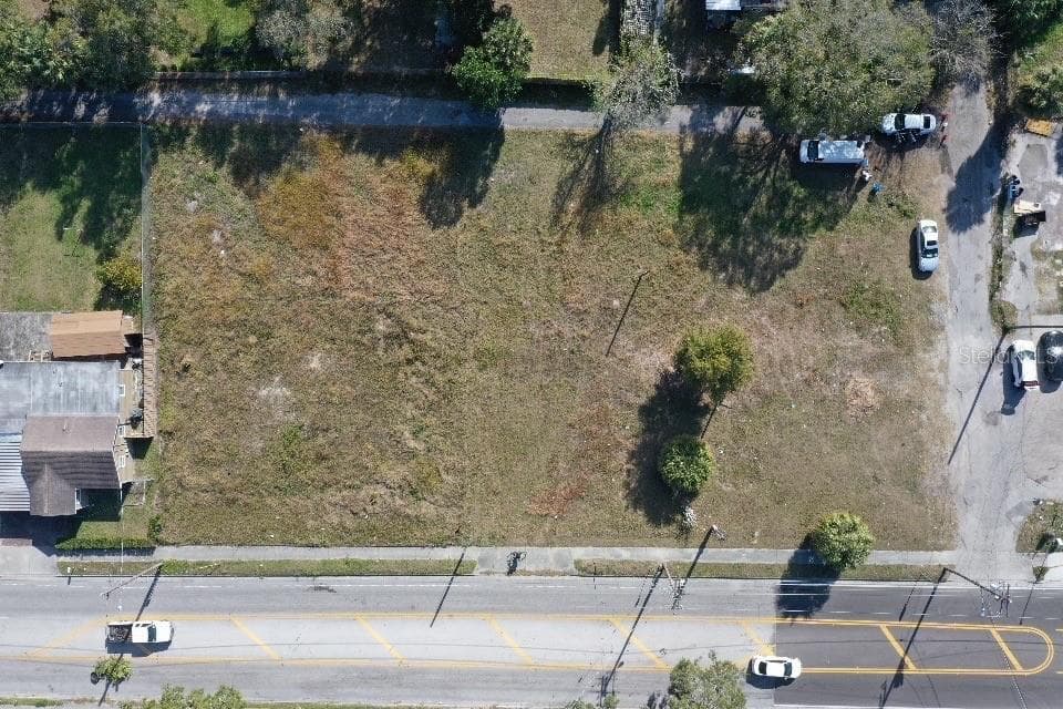 3407 E LAKE AVE TAMPA, FL 33610
