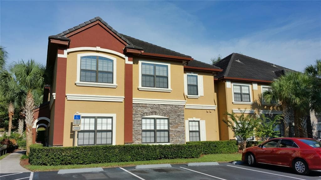 2279 PORTOFINO PLACE UNIT 2021 PALM HARBOR, FL 34683