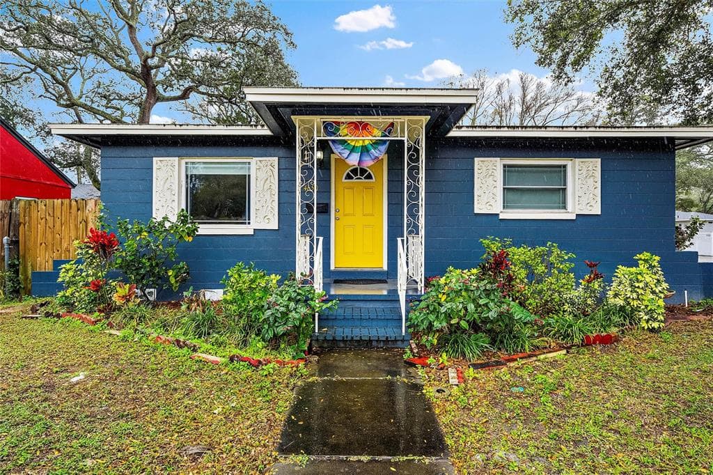 4650 5TH AVENUE N ST PETERSBURG, FL 33713