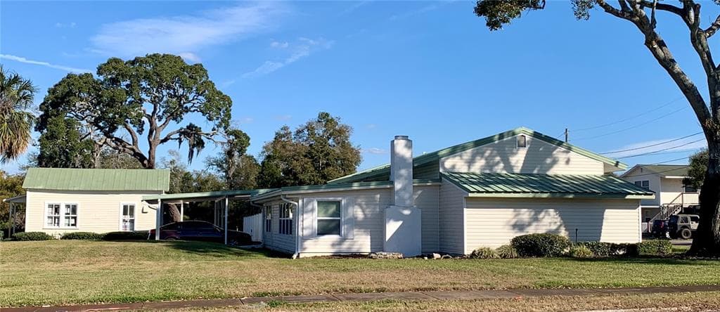 501 E LEMON STREET TARPON SPRINGS, FL 34689