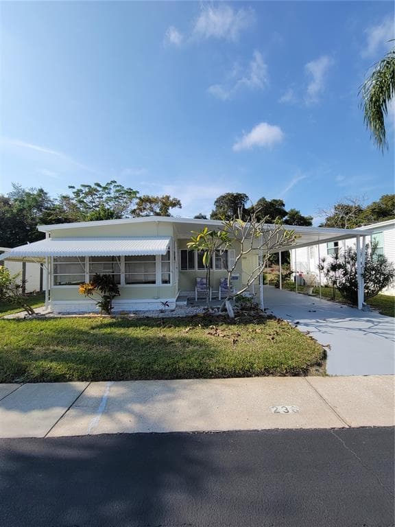 238 HARMONY WAY TARPON SPRINGS, FL 34689
