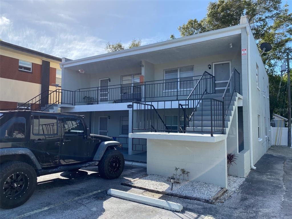 1441 GULF TO BAY BOULEVARD UNIT 3 CLEARWATER, FL 33755