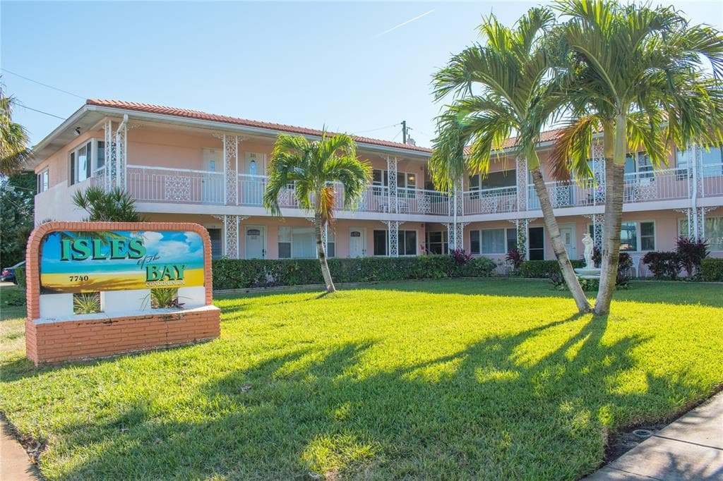 7740 BOCA CIEGA DRIVE UNIT 210 ST PETE BEACH, FL 33706
