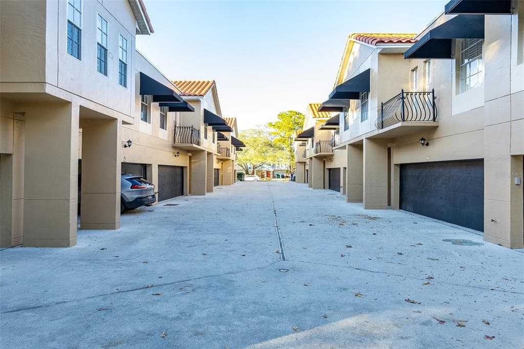 3210 W HORATIO STREET UNIT 7 TAMPA, FL 33609