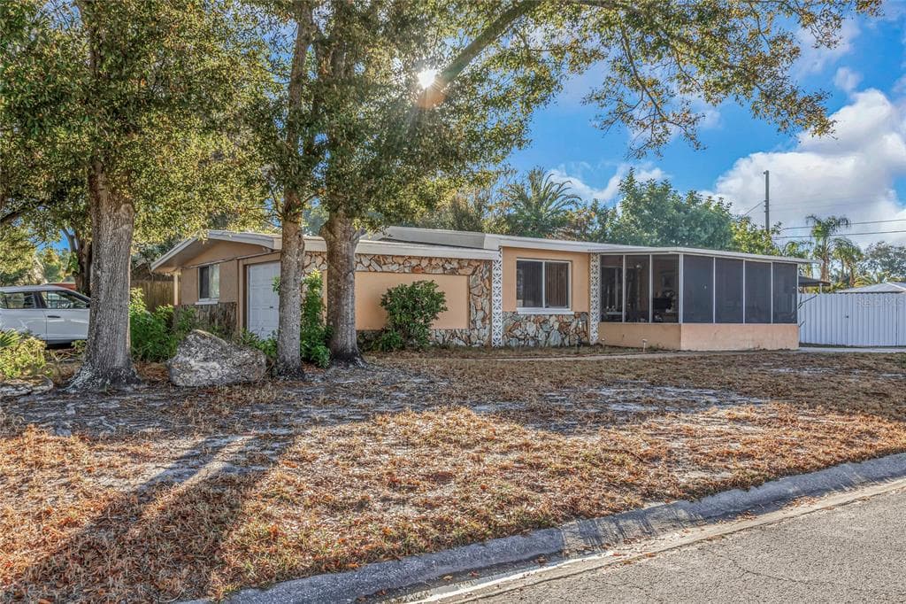 3931 70TH STREET N ST PETERSBURG, FL 33709