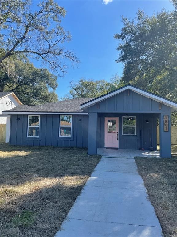 1801 E KNOLLWOOD STREET TAMPA, FL 33610