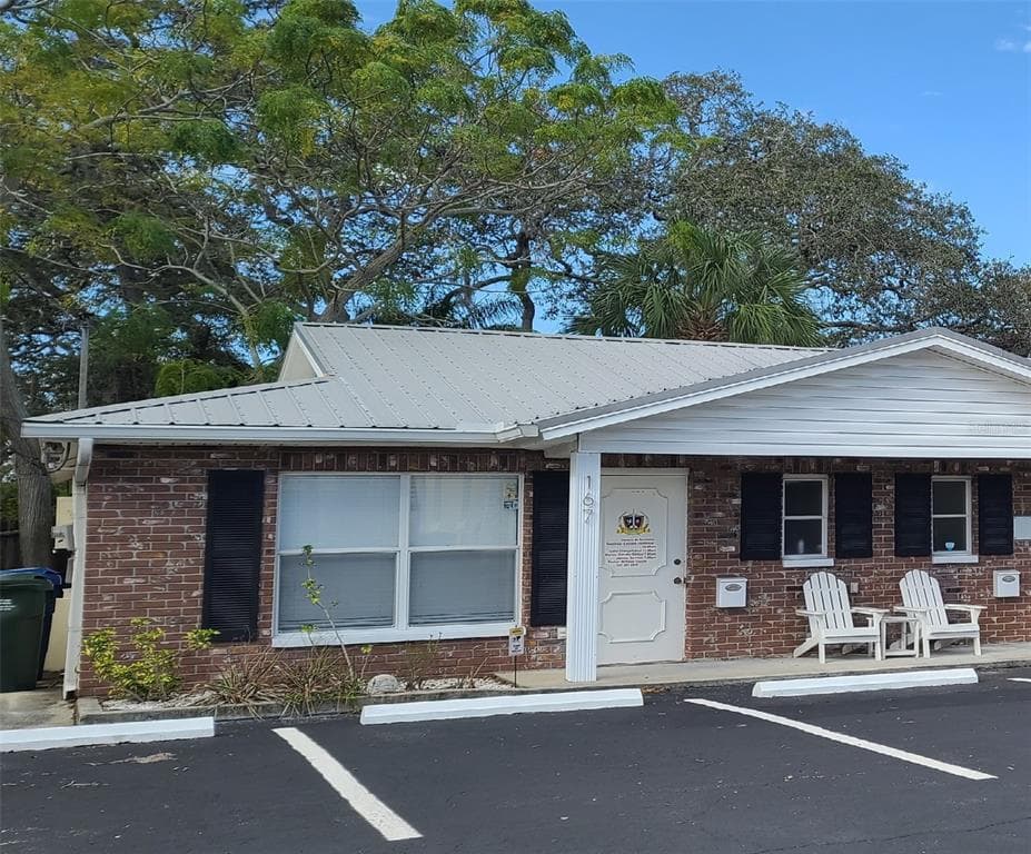 161 6TH STREET SW LARGO, FL 33770