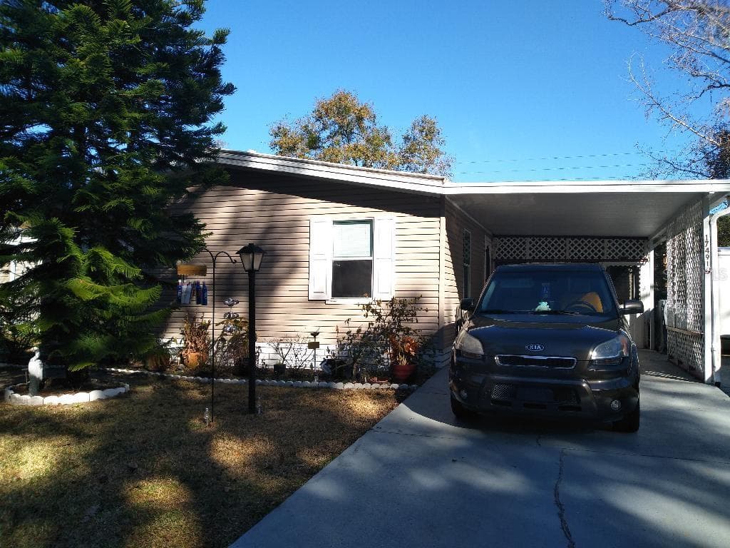 17491 GLEN RAVEN BOULEVARD BROOKSVILLE, FL 34604
