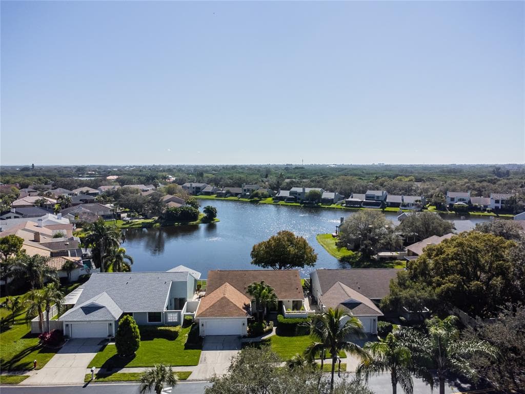 914 GASPARILLA DRIVE ST PETERSBURG, FL 33702