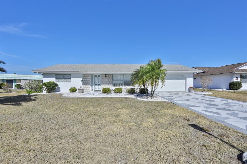 685 ALLEGHENY DRIVE SUN CITY CENTER, FL 33573