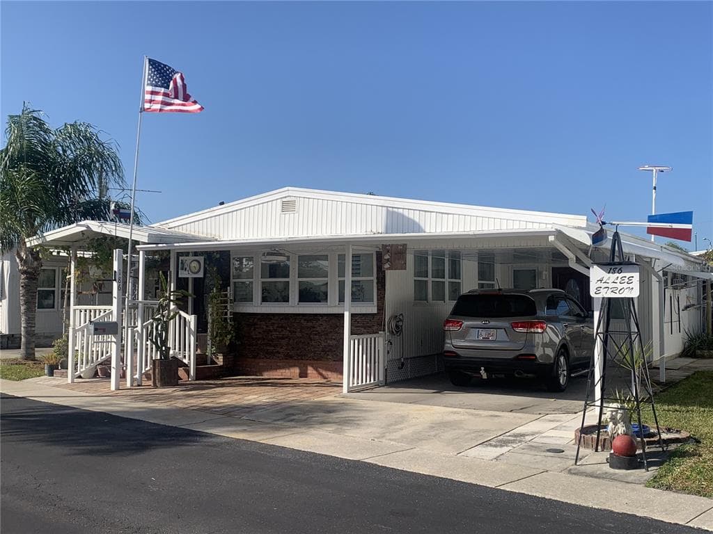 1915 SEMINOLE BOULEVARD UNIT 186 LARGO, FL 33778