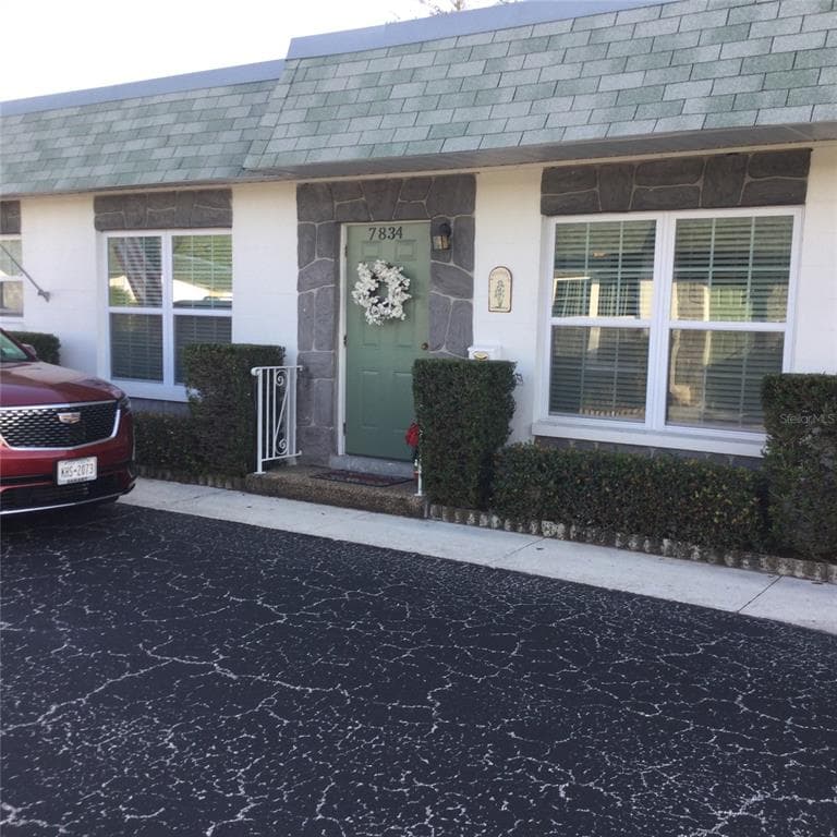 7834 38TH TERRACE N UNIT 7834 ST PETERSBURG, FL 33709