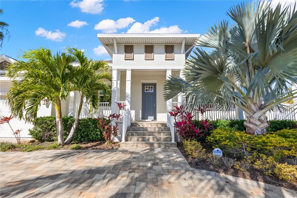 657 PONCE DE LEON DRIVE TIERRA VERDE, FL 33715