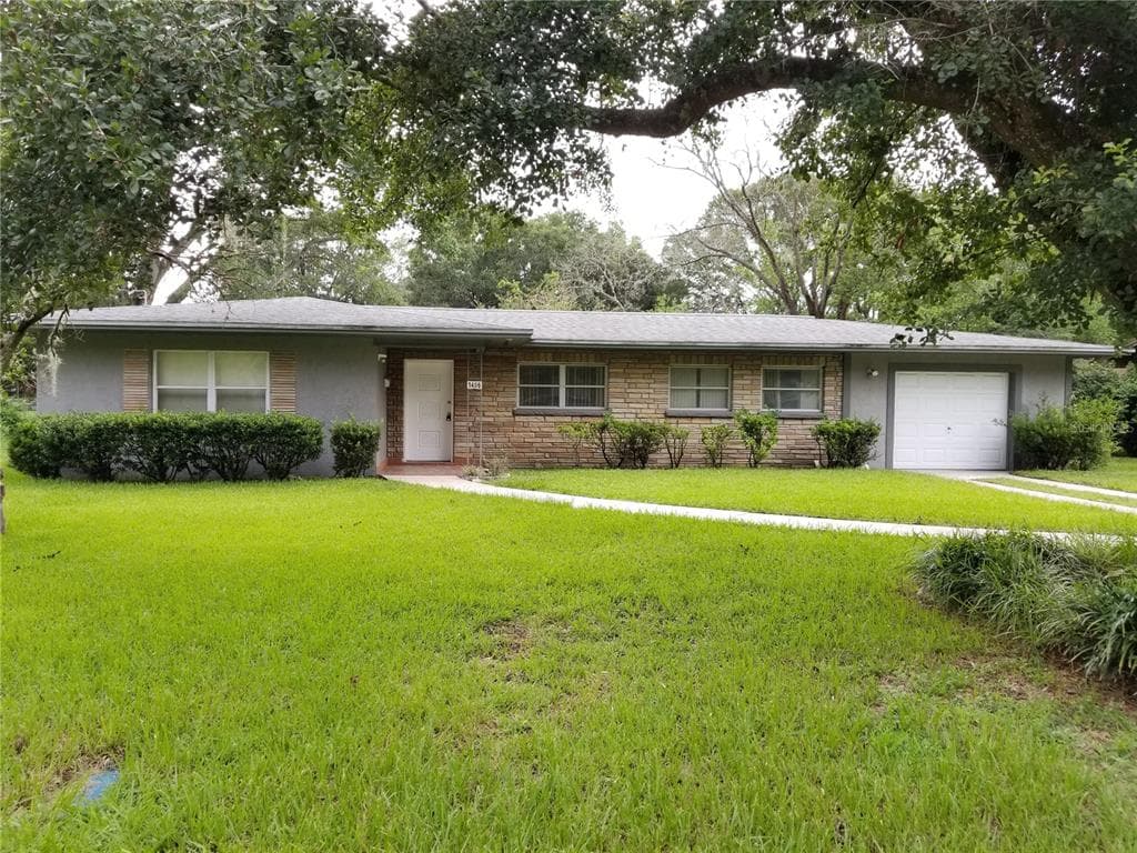 1406 OAKDALE STREET PLANT CITY, FL 33563