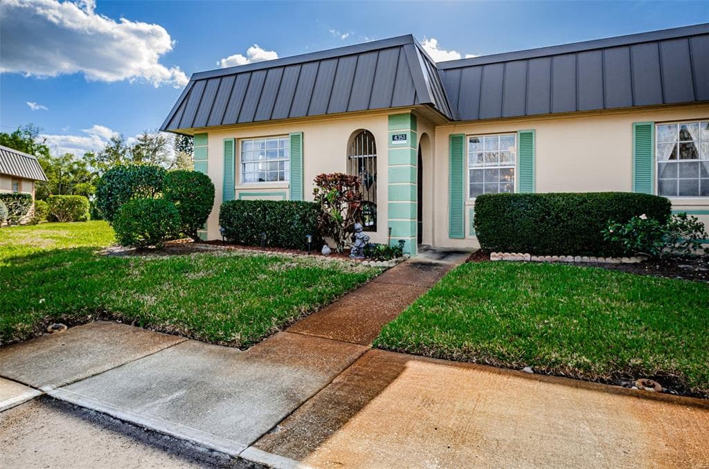 4351 SUMMERSUN DRIVE UNIT 4351 NEW PORT RICHEY, FL 34652