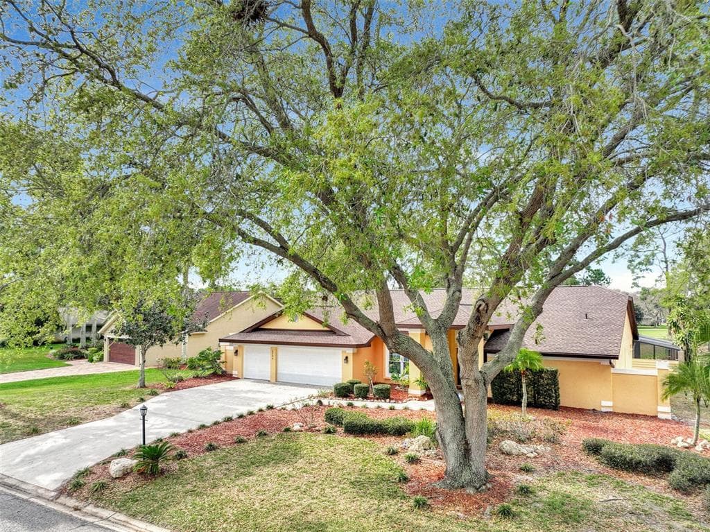 5206 INVERNESS DRIVE SARASOTA, FL 34243