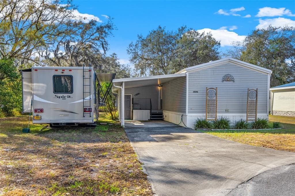 38216 SCOTT DRIVE ZEPHYRHILLS, FL 33542