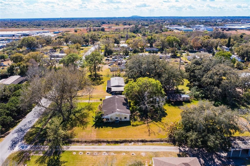 2331 DAWN HEIGHTS DRIVE LAKELAND, FL 33801
