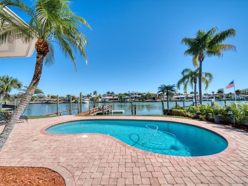 49 MIDWAY ISLAND CLEARWATER, FL 33767
