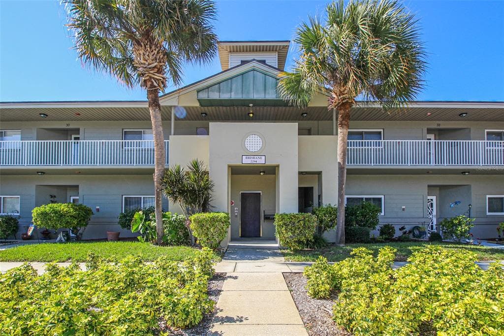 2294 BELGIAN LANE UNIT 24 CLEARWATER, FL 33763