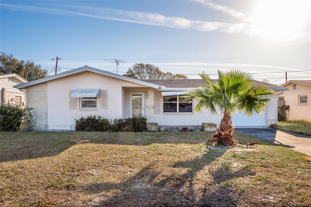 1612 ROUNDTREE ROAD HOLIDAY, FL 34690