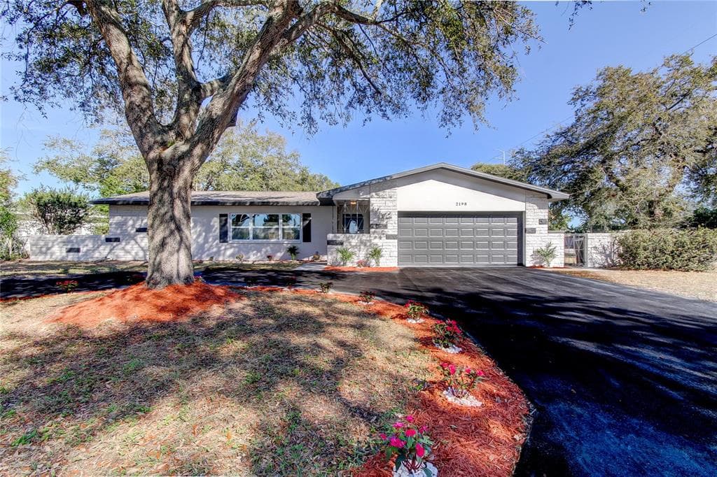 2198 CAMPUS DRIVE CLEARWATER, FL 33764