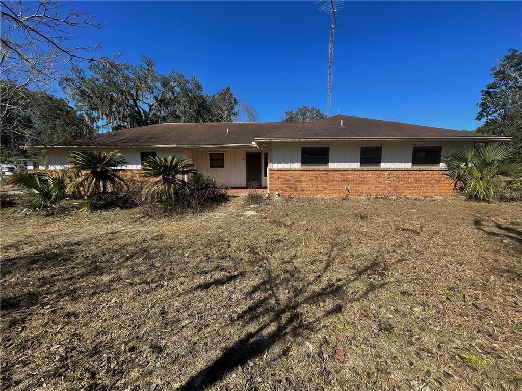 9 GULFSTREAM BOULEVARD OCALA, FL 34482