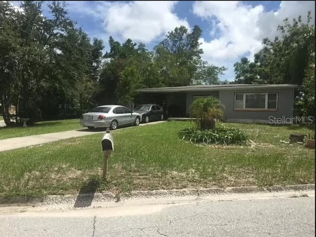 105 DEER PARK AVENUE