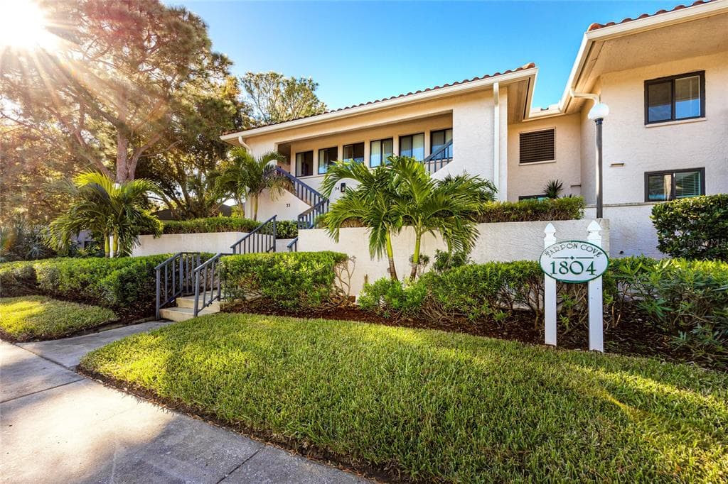 1804 MARINER DRIVE UNIT 34 TARPON SPRINGS, FL 34689