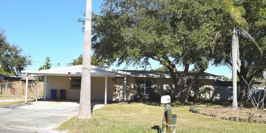 489 FOX RUN TRAIL APOLLO BEACH, FL 33572