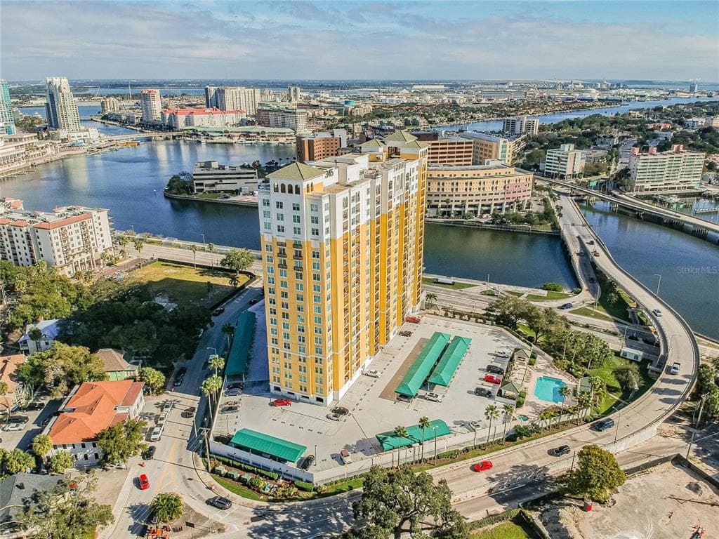 345 BAYSHORE BOULEVARD UNIT 814 TAMPA, FL 33606