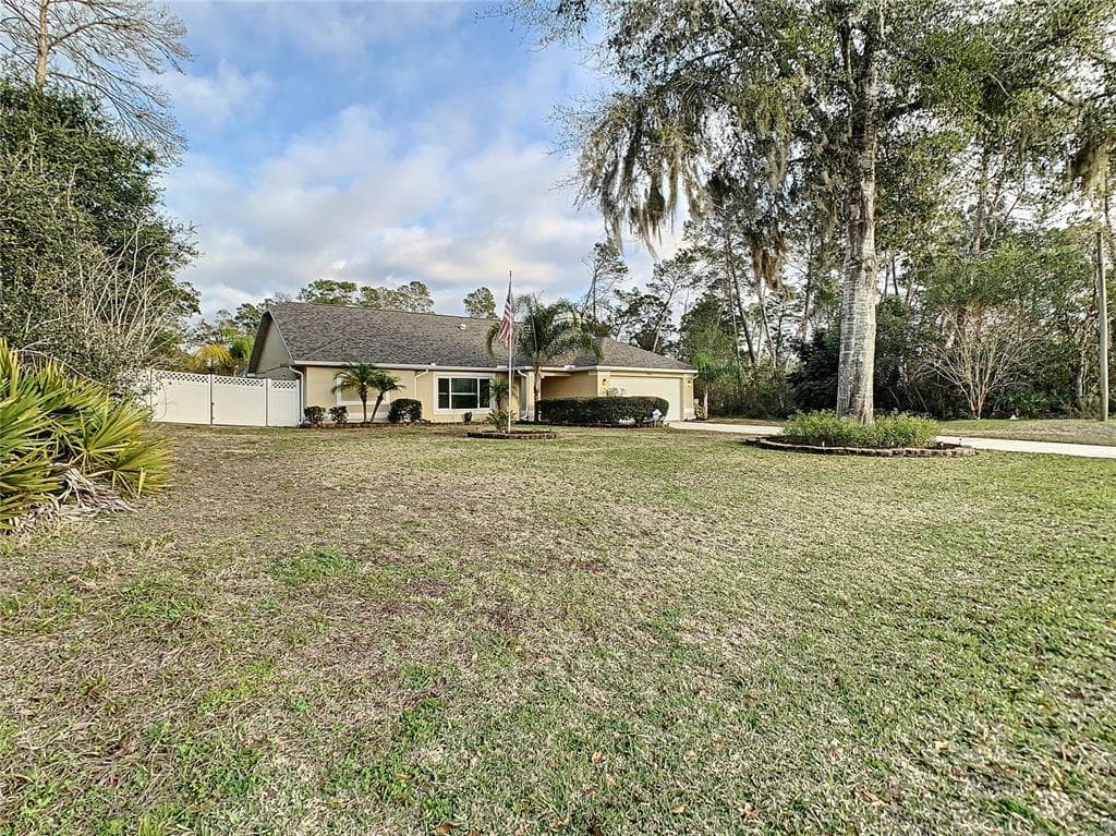 7052 OVENBIRD ROAD WEEKI WACHEE, FL 34613