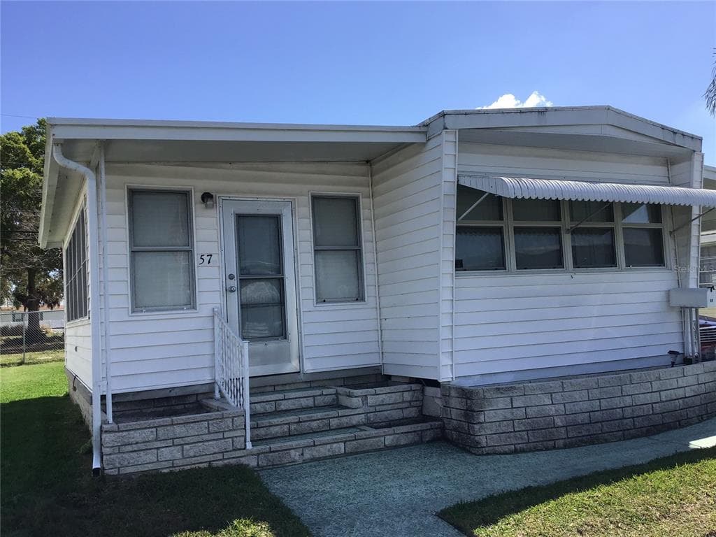 980 7TH STREET NW UNIT 57 LARGO, FL 33770