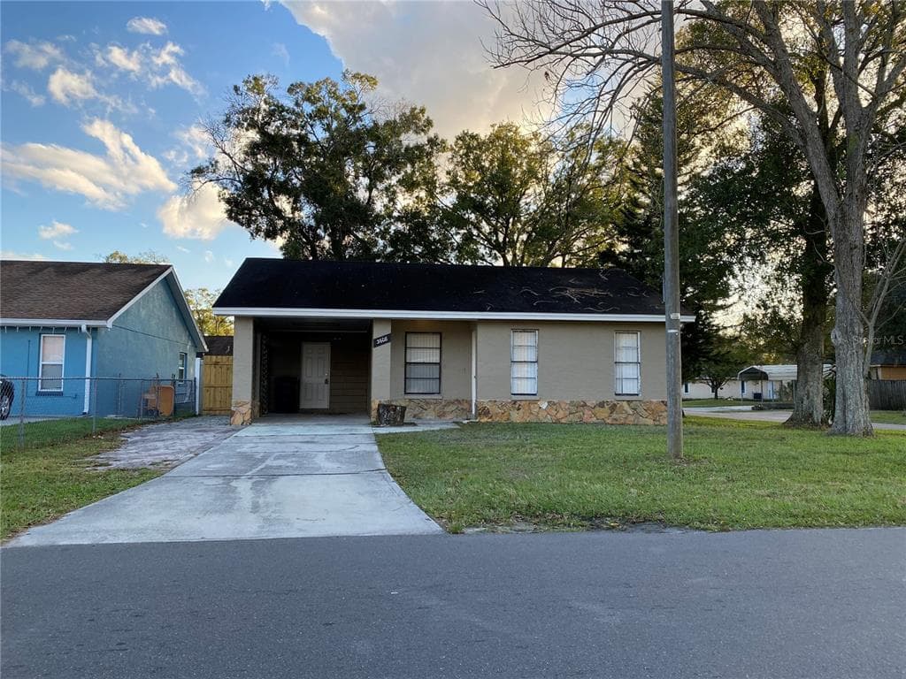 3608 W HAMILTON AVENUE TAMPA, FL 33614