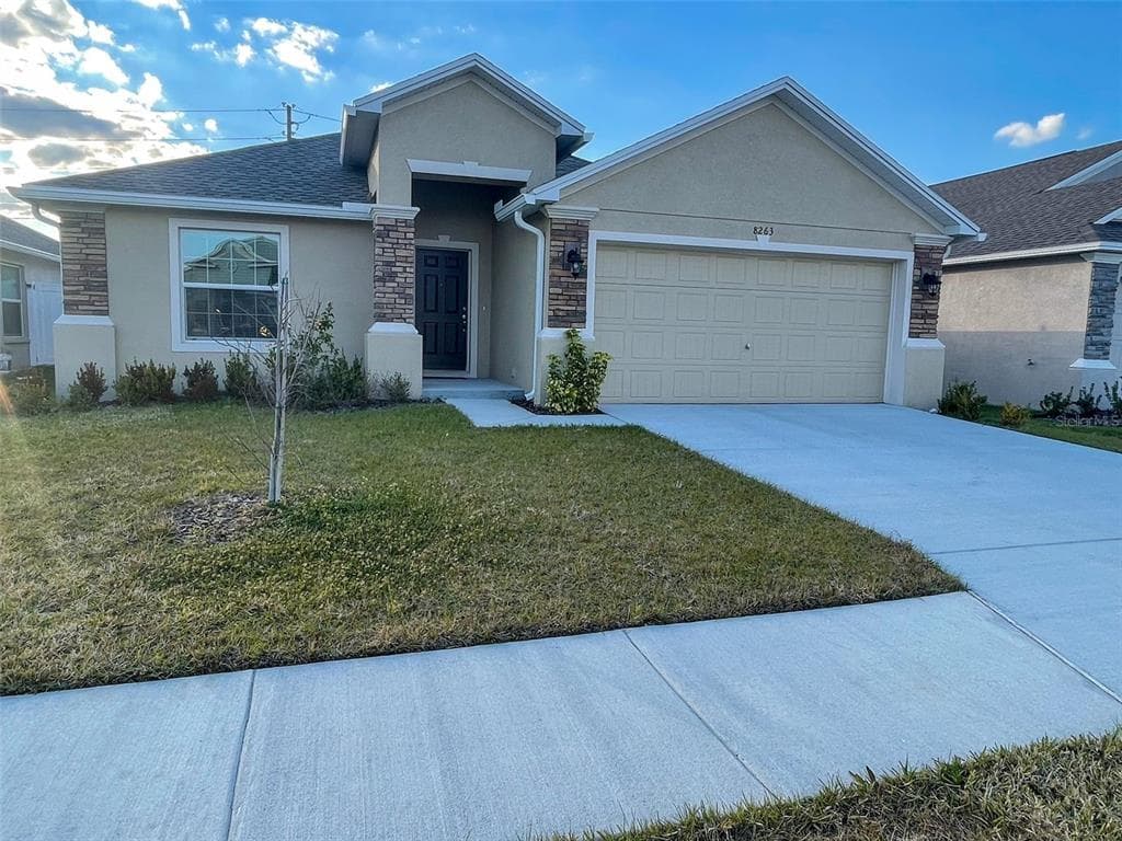 8263 CAMPBELL CROSSING CIRCLE LAKELAND, FL 33810