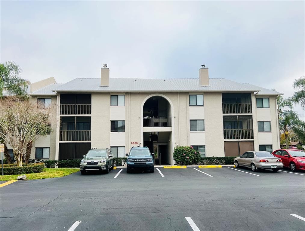 2065 HUNTERS GLEN DRIVE UNIT 4312